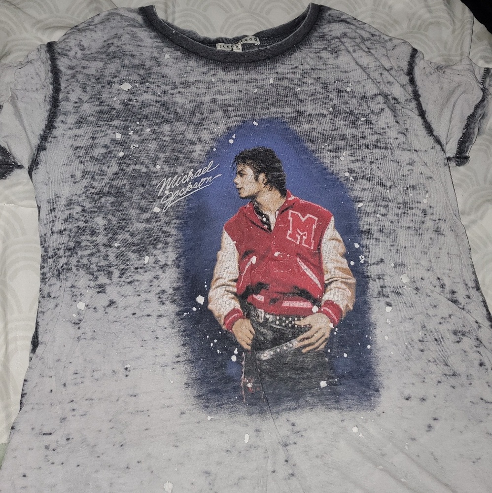 T shirts